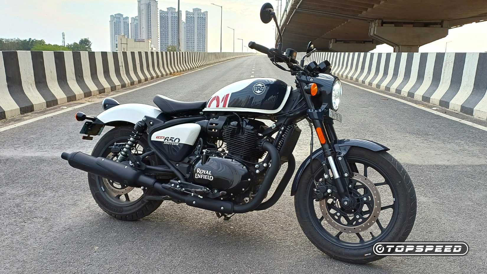 Royal Enfield Shotgun 650 side profile