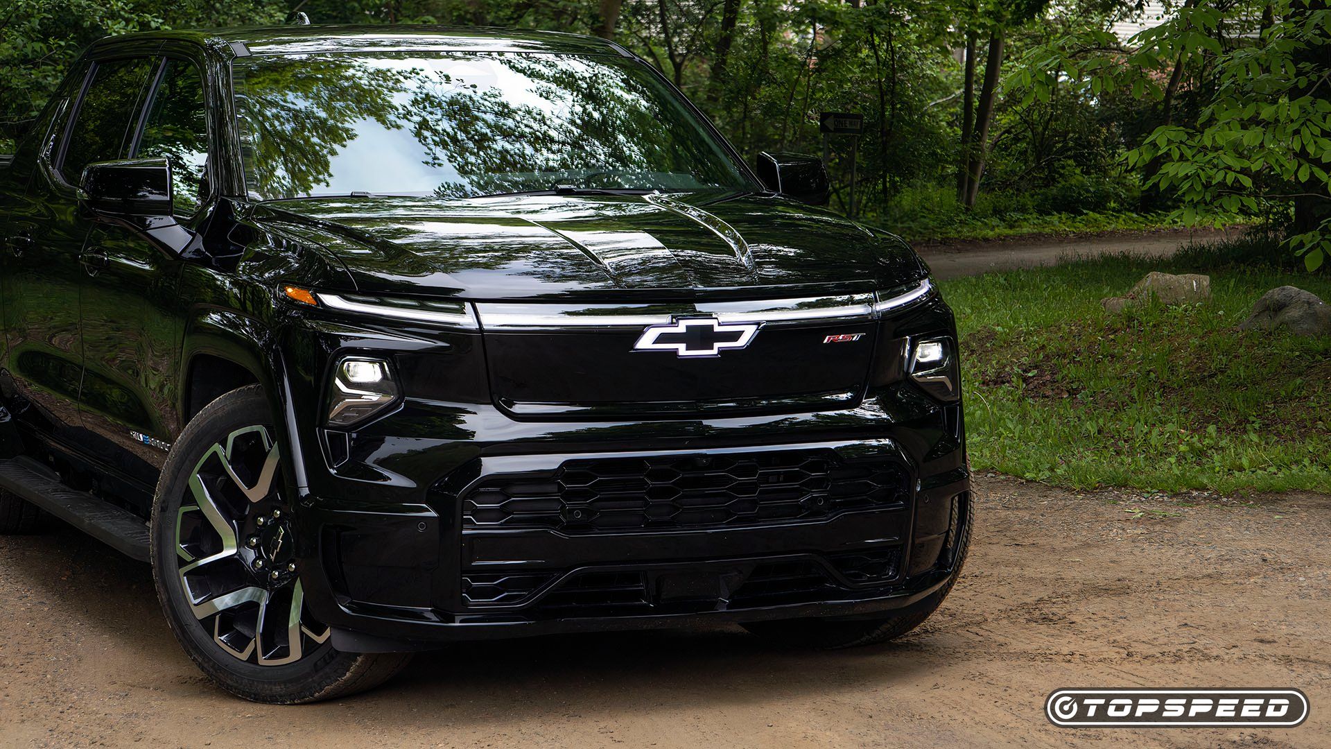 Here's How Much A Fully Loaded Chevrolet Silverado EV Costs