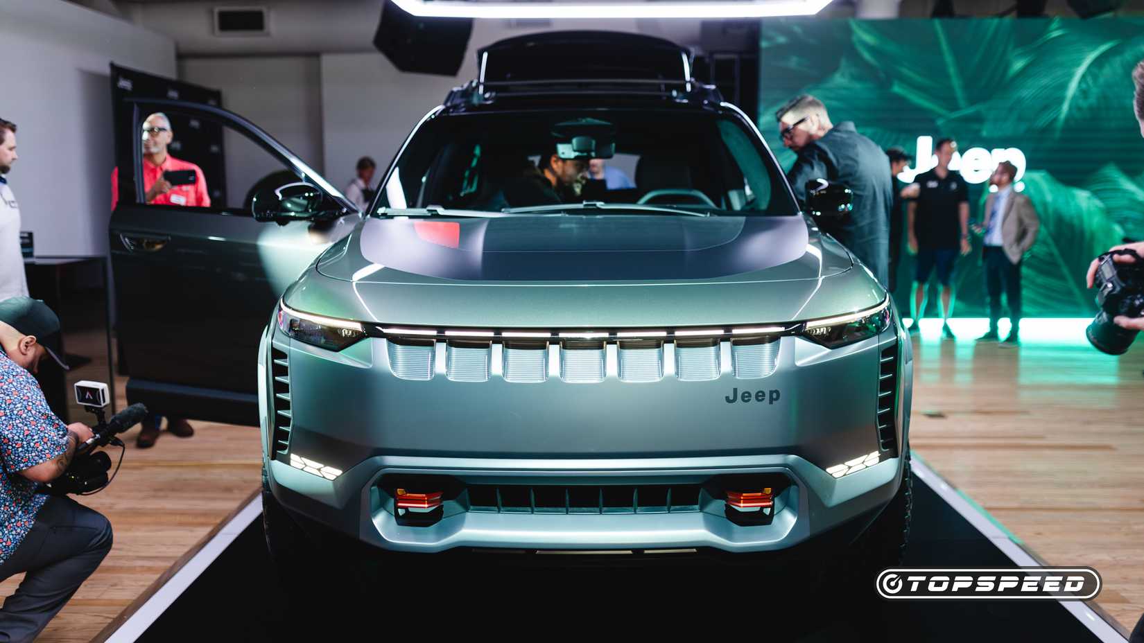 2024 Jeep Wagoneer S Reveal-1