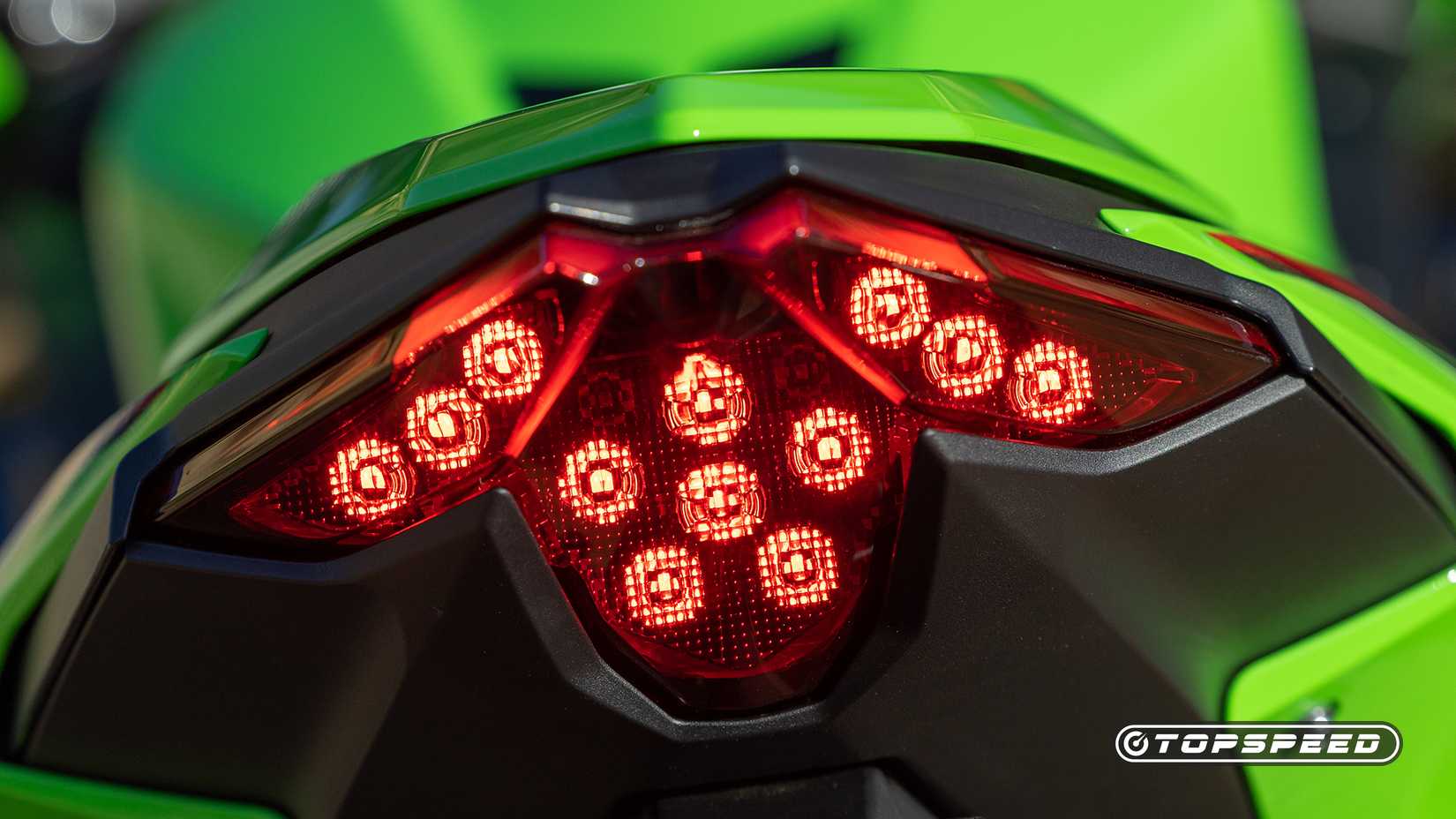 2024 Kawasaki Ninja 500 nova lanterna traseira LED