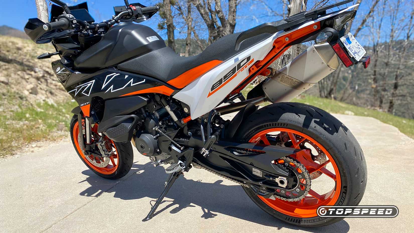 2024 KTM 890 SMT com. Pneus Michelin PowerGP