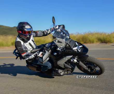 2024 BMW R 1300 GS com suspensão semi-ativa