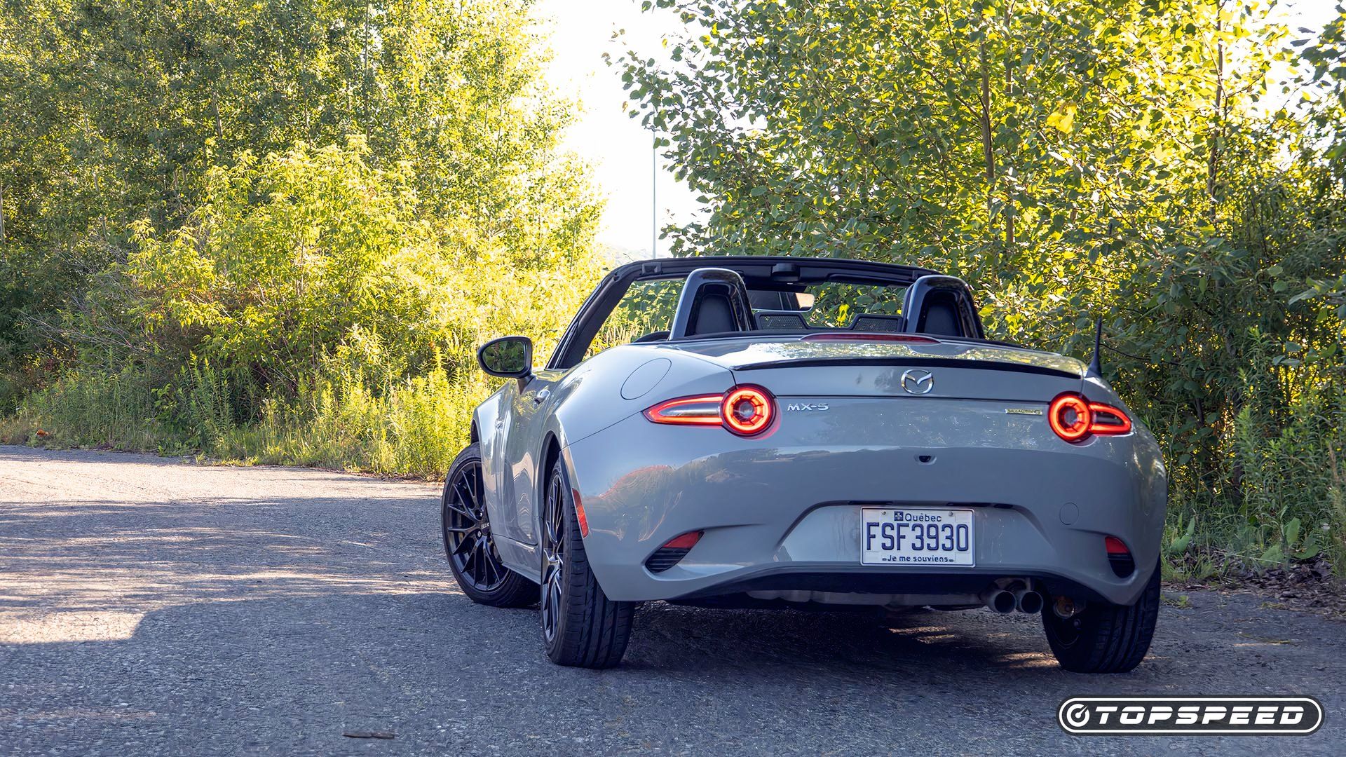 2024 Mazda MX-5 Traseiro Três Quartos Velocidade Máxima