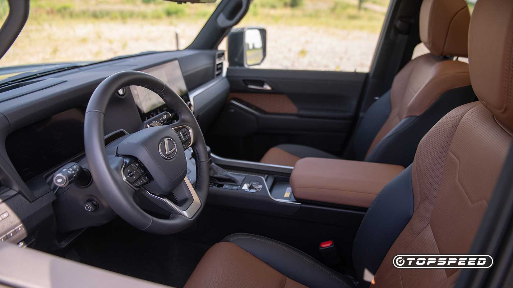 2024 Lexus GX550 (28)