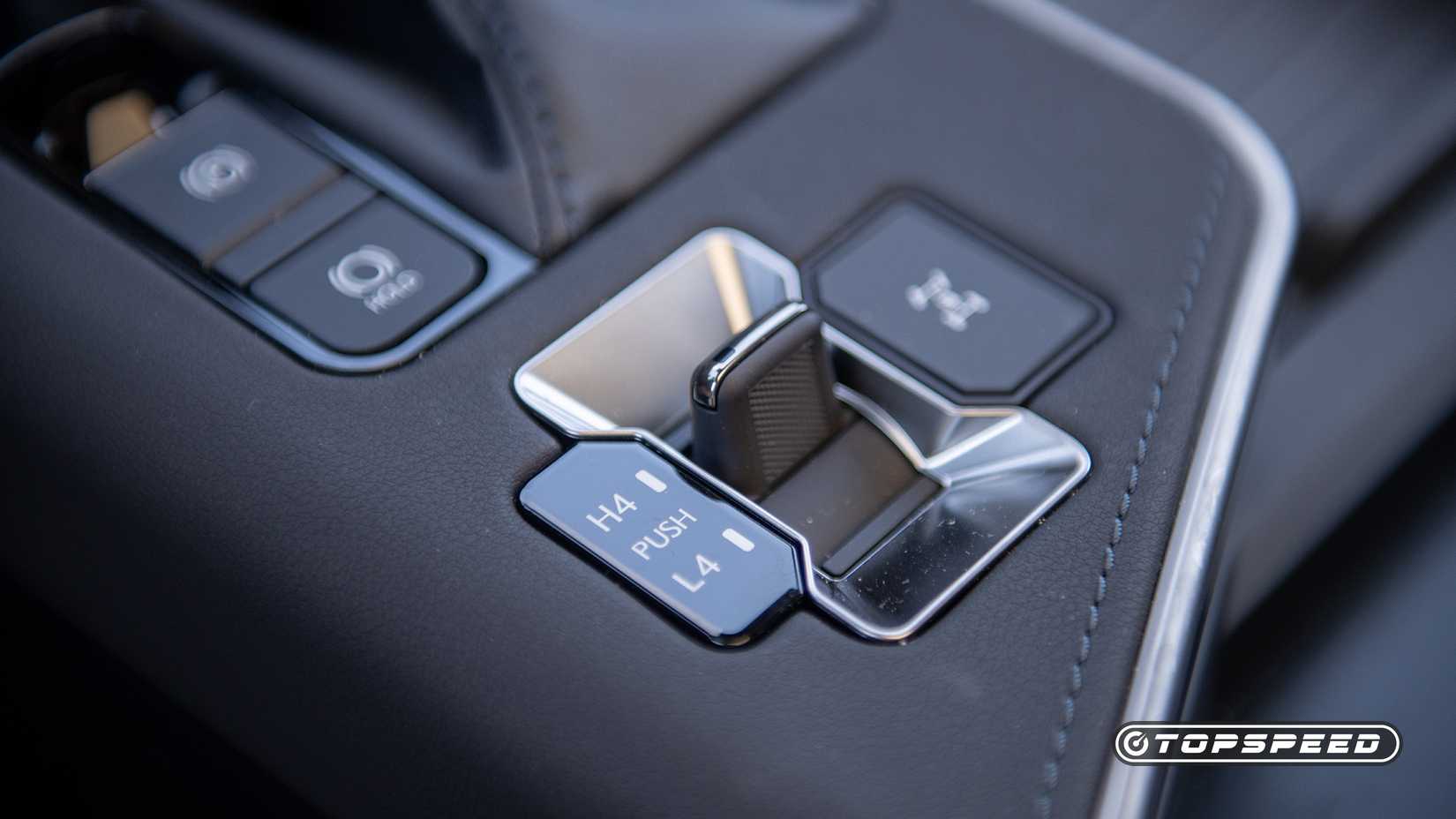 2024 Lexus GX550 (34)