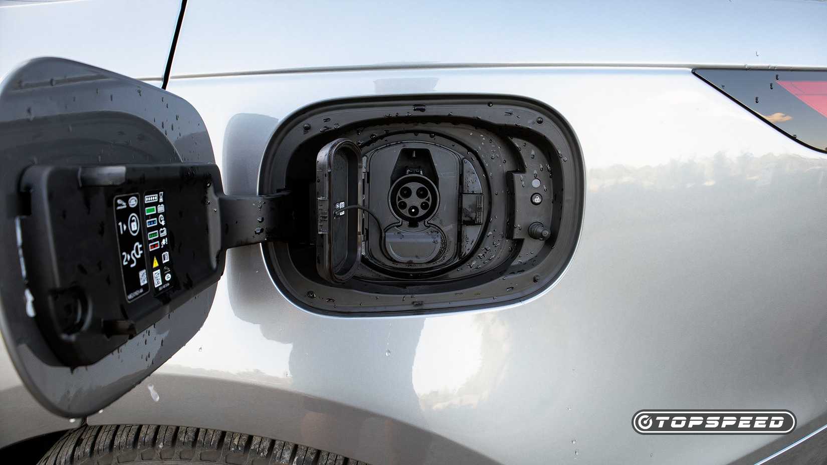 2024 Land Rover Range Rover Sport P550e Gave Me New Hope In Plug-In Hybrids