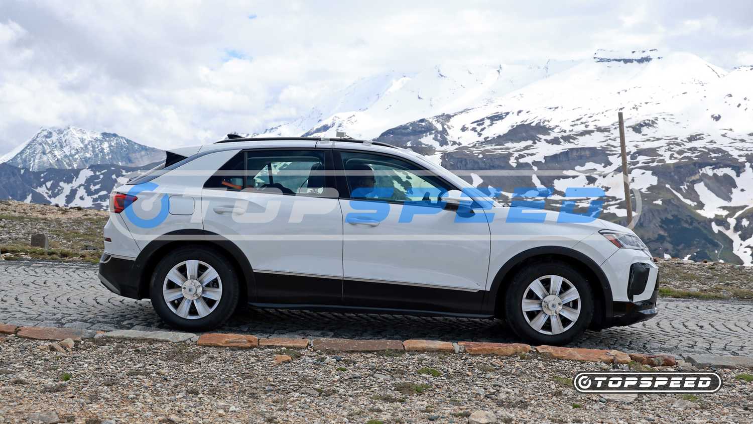 Tf Roc It Next-Gen Volkswagen T-Roc Spotted Testing, Could It Come To SUV-Crazed ...