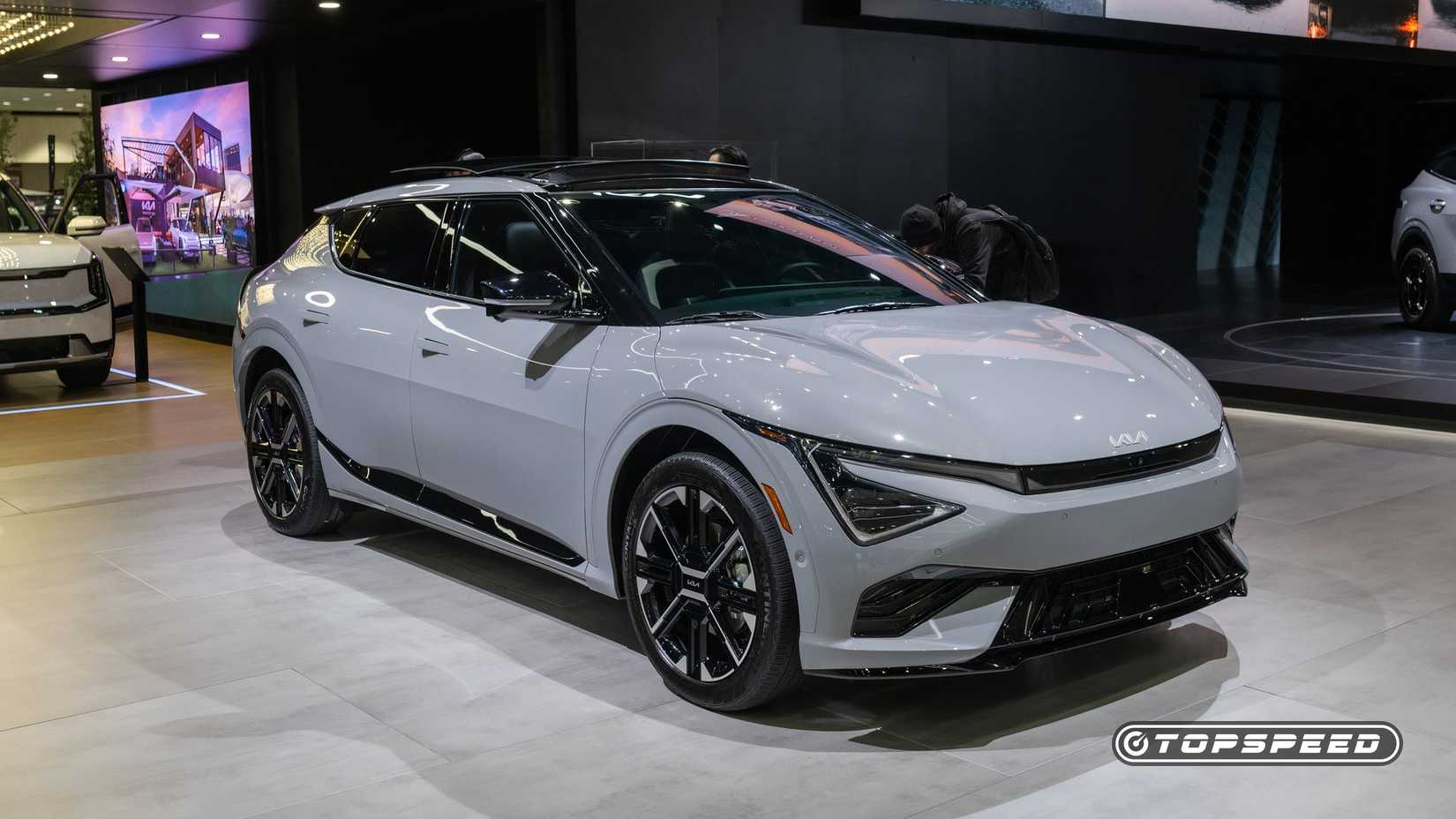 2025 Kia EV6 GT at LAAS 2024-8