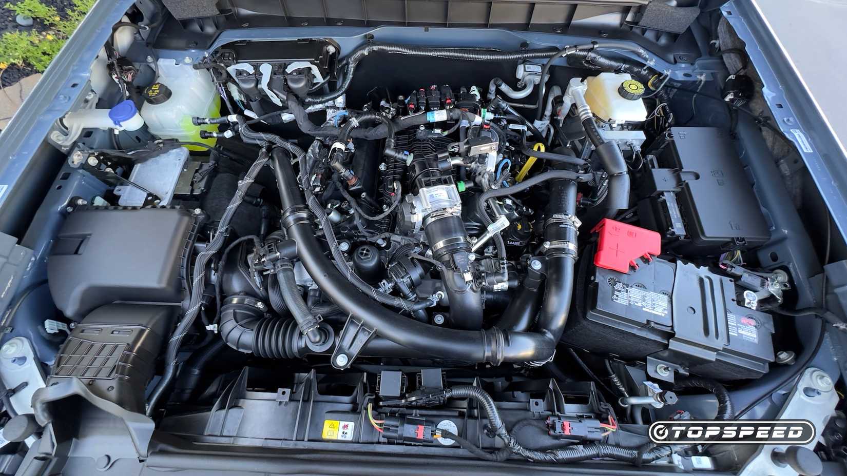 2024 Ford Bronco Badlands Engine-1