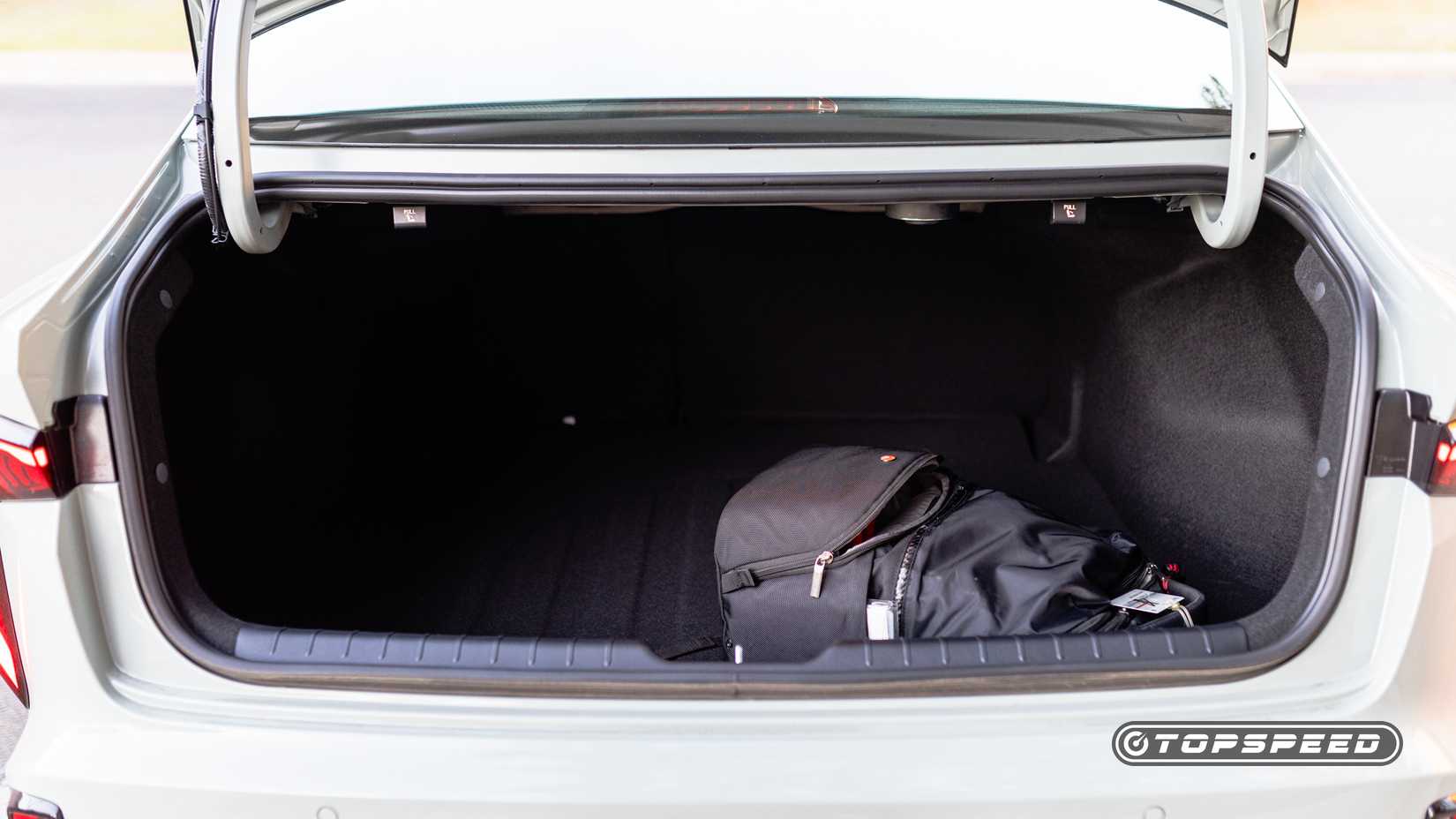 Interior do Kia K4 2025 (3)