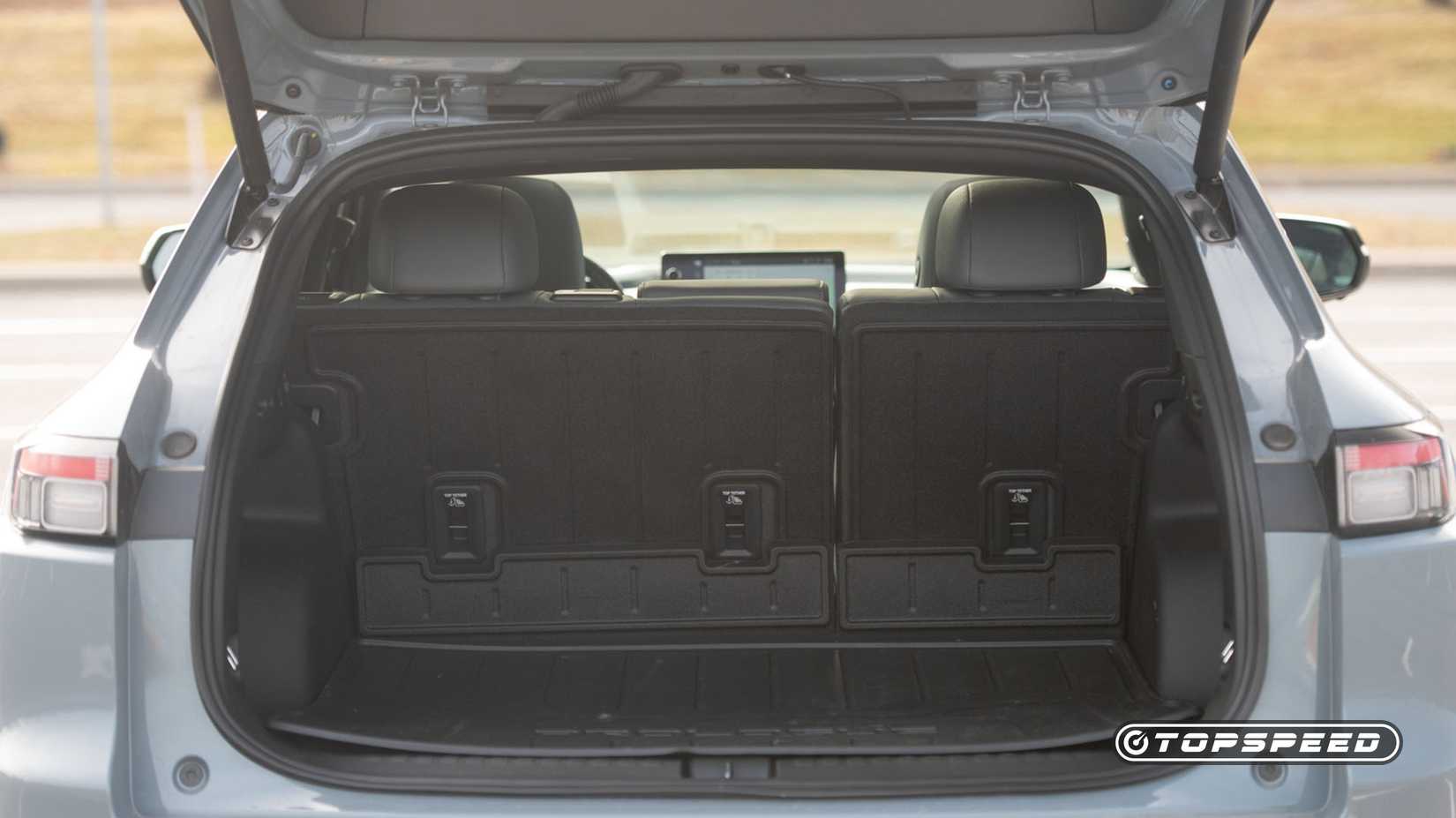 Espaço de carga Honda Prologue 2025 TopSpeed