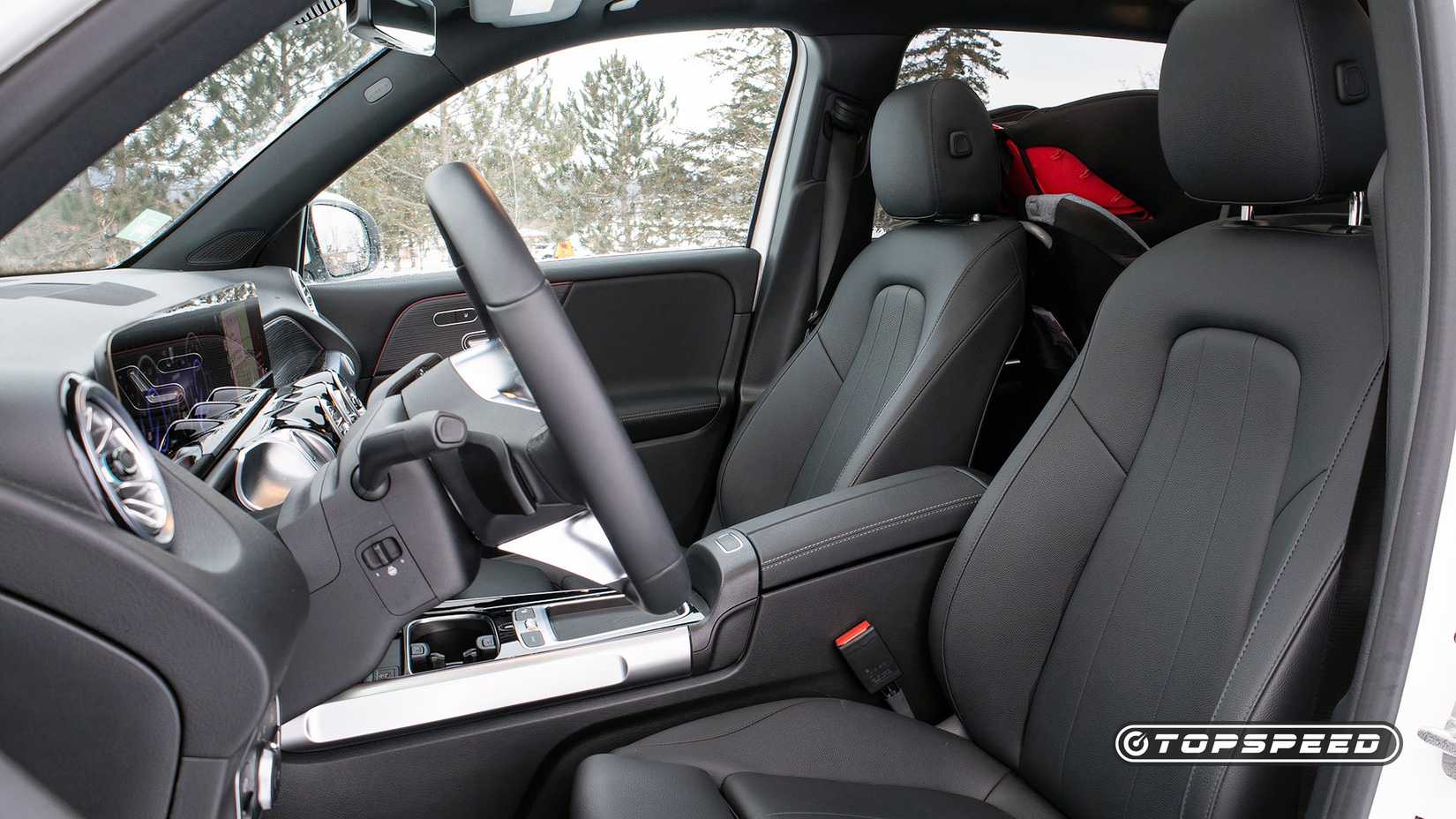 2025 Mercedes-Benz EQB 300 Seats TopSpeed