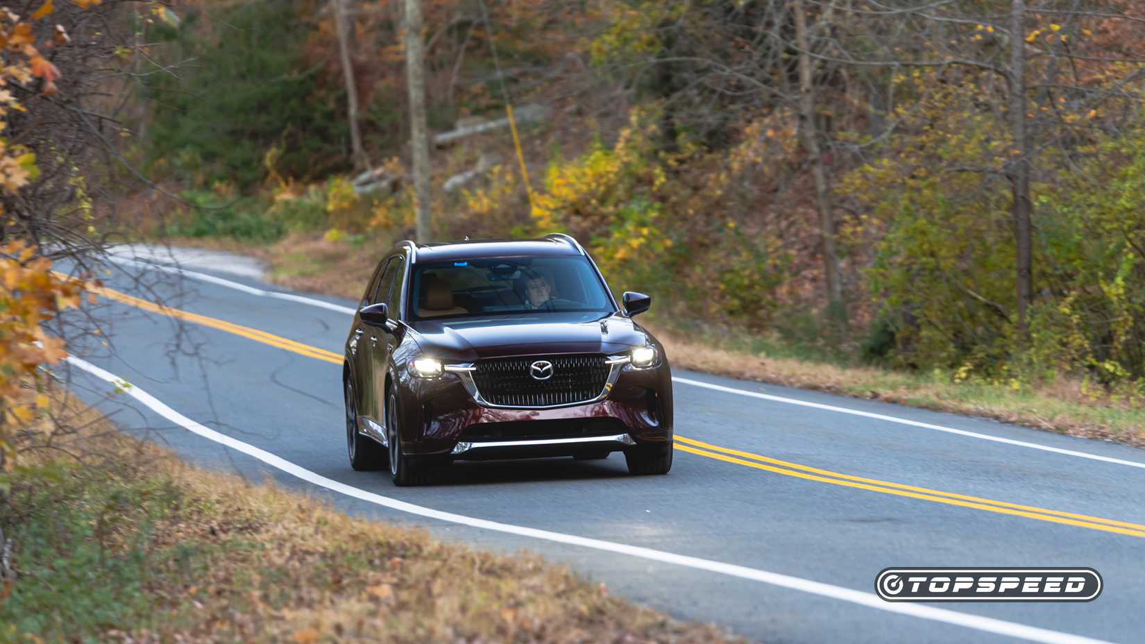2025 Mazda CX-90 em movimento (18)