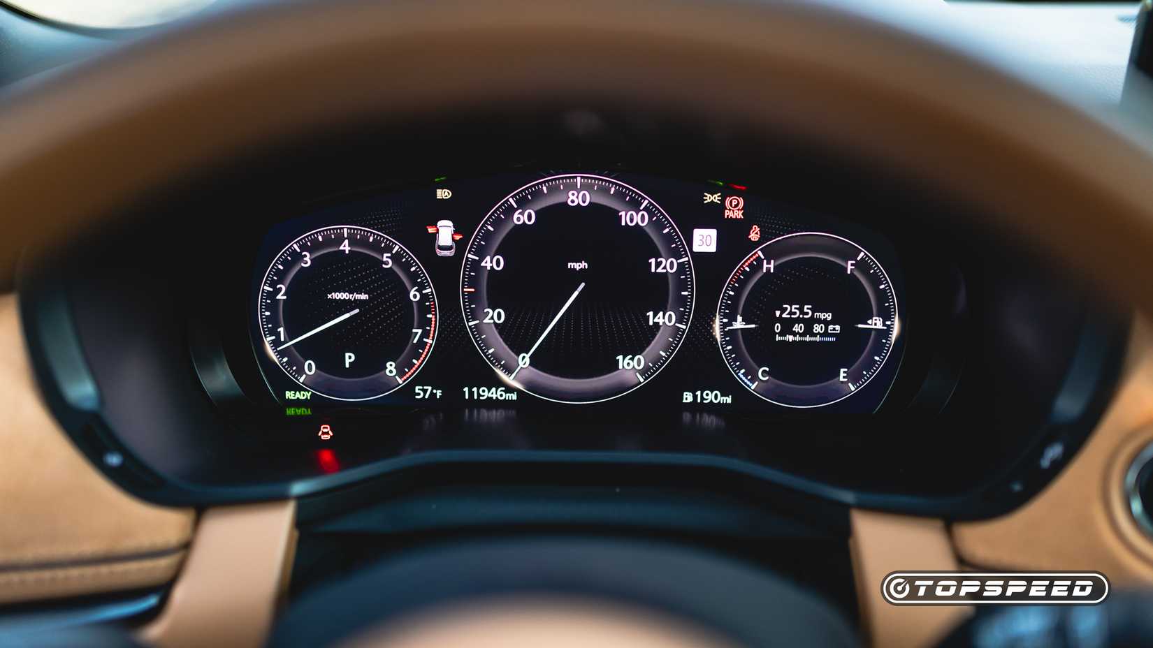 Interior do Mazda CX-90 2025 (15)