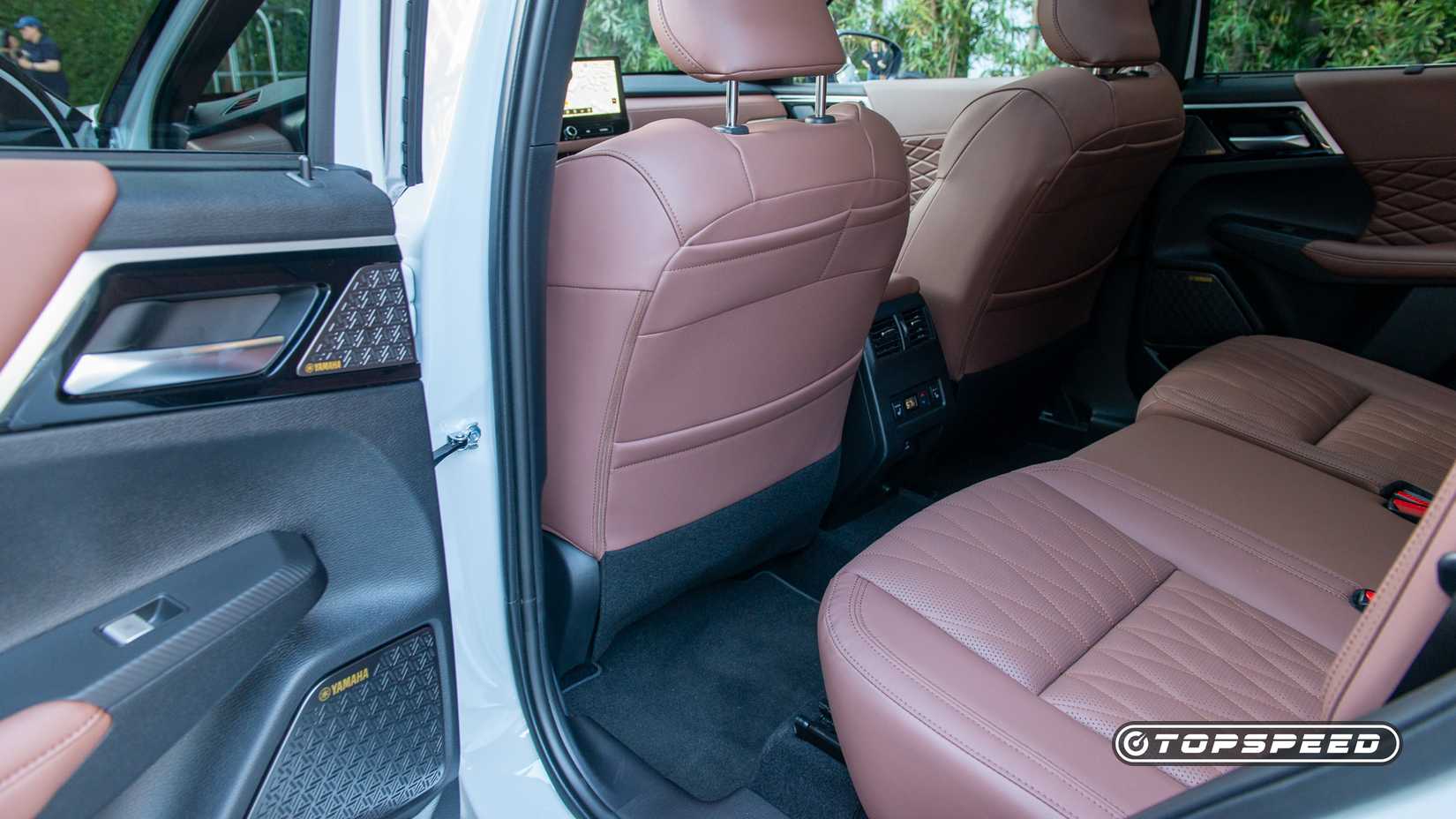 2025 Mitsubishi Outlander -18