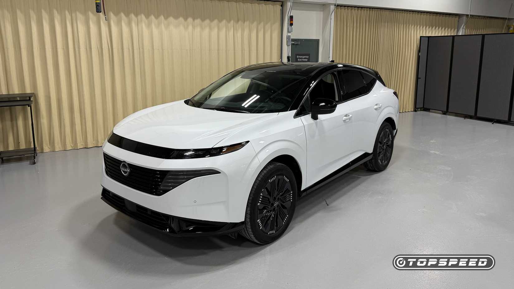 2025 Nissan Murano-01