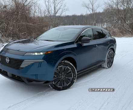 2025 Nissan Murano Lá fora na neve