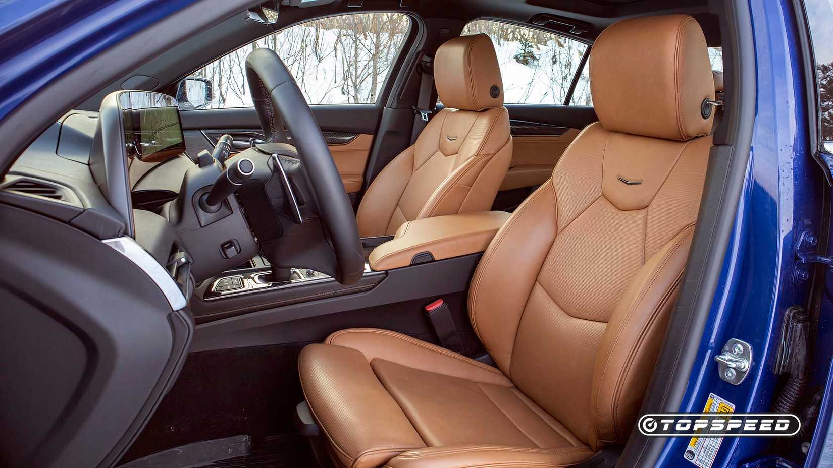 2025 Cadillac CT5 Assentos TopSpeed