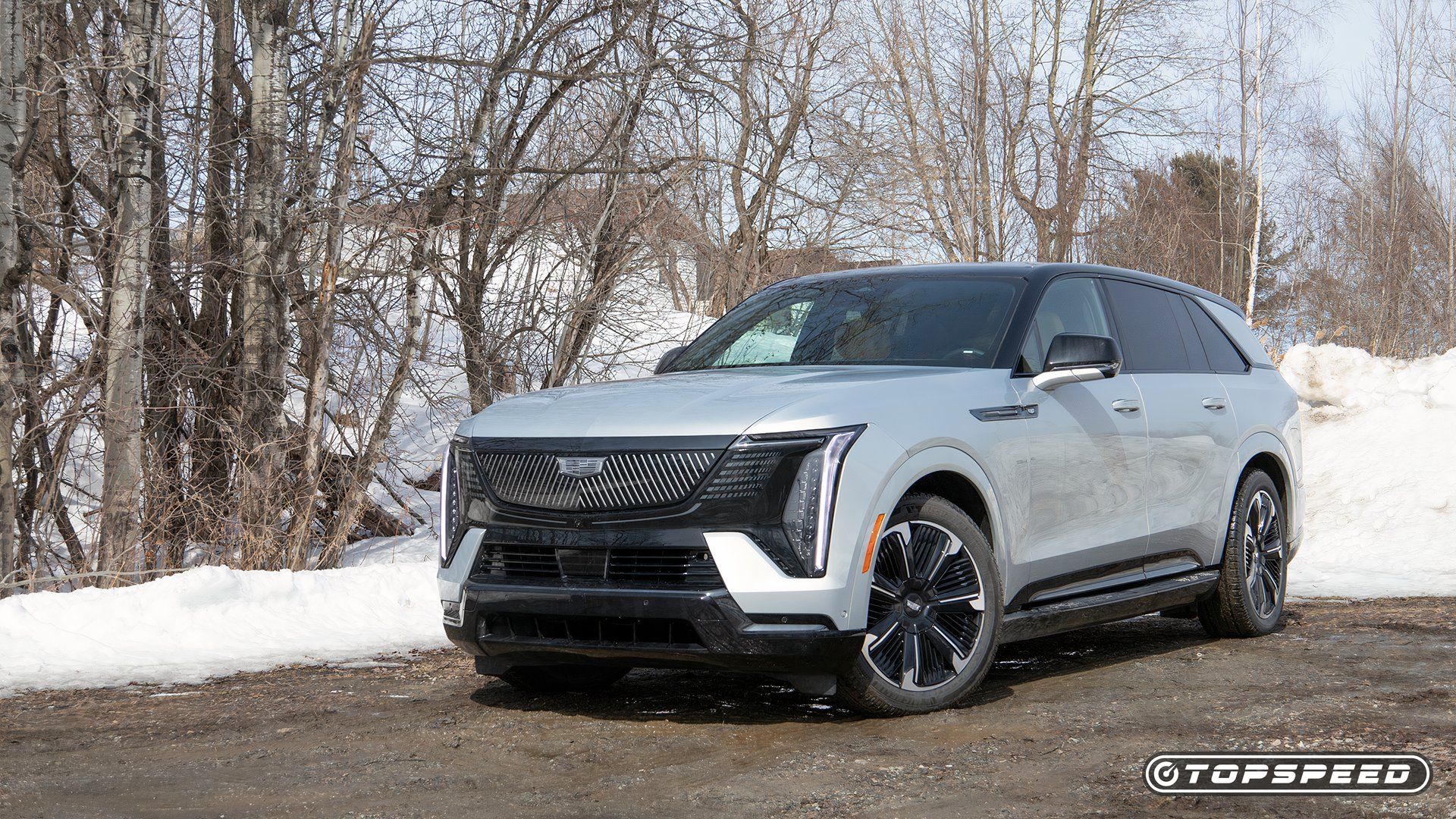 2025 Cadillac Escalade IQ dianteiro três quartos TopSpeed