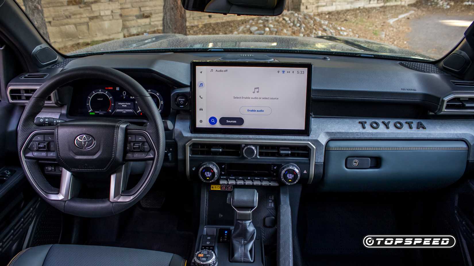 2025 Toyota Tacoma Trailhunter dash