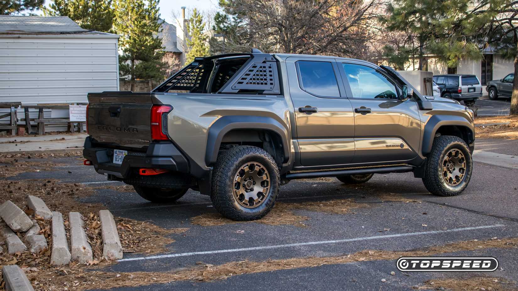 2025 Toyota Tacoma Trailhunter traseira três quartos