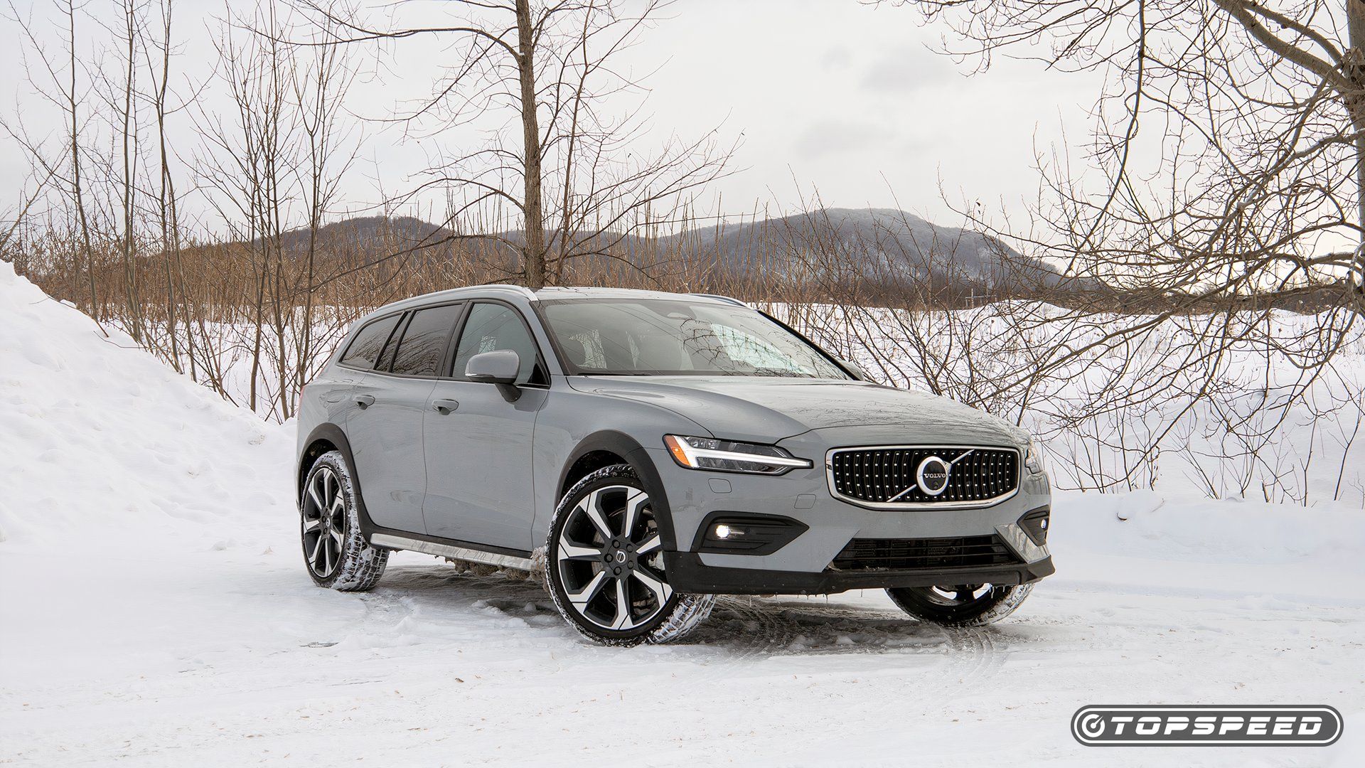 2025 Volvo V60 Cross Country Driven: The Car Nobody Cares About Is ...