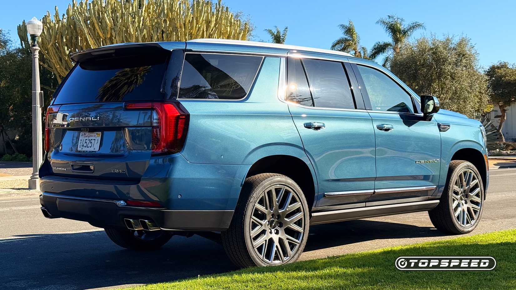 GMC Yukon Denali, rear 3/4