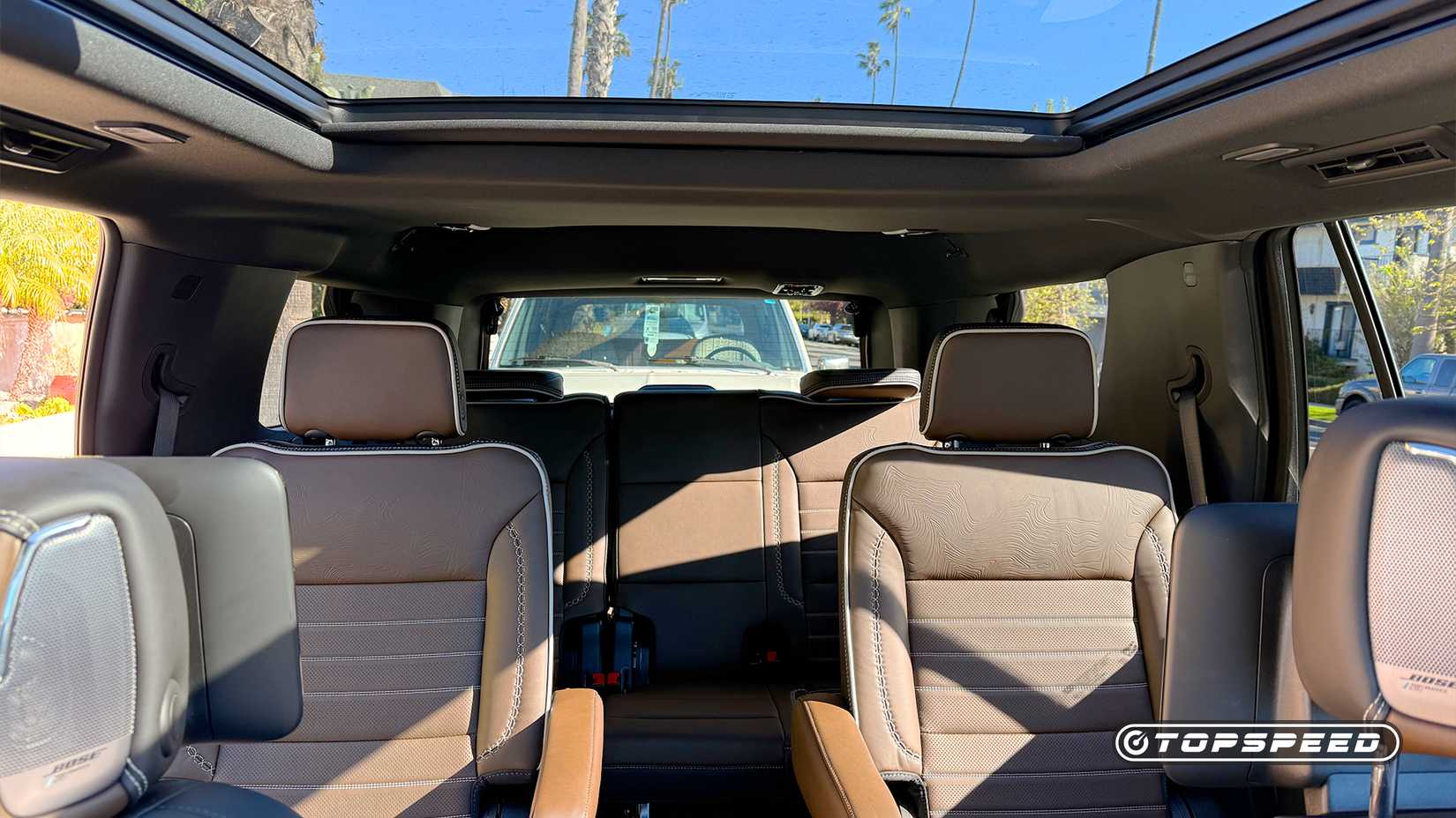 GMC yukon denali interior 17 copy-1