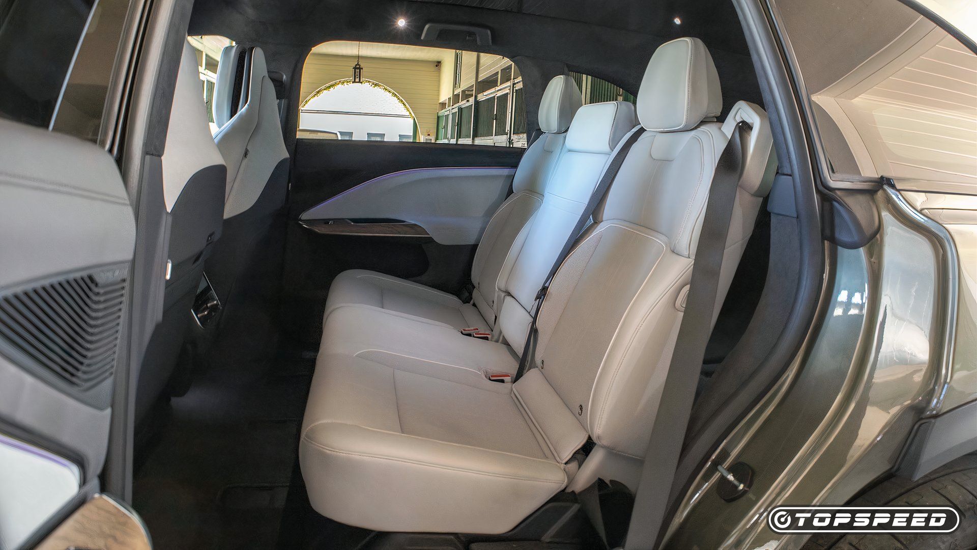 The Buzz Awards: Lucid Gravity Named Best Luxury Vehicle For 2026
