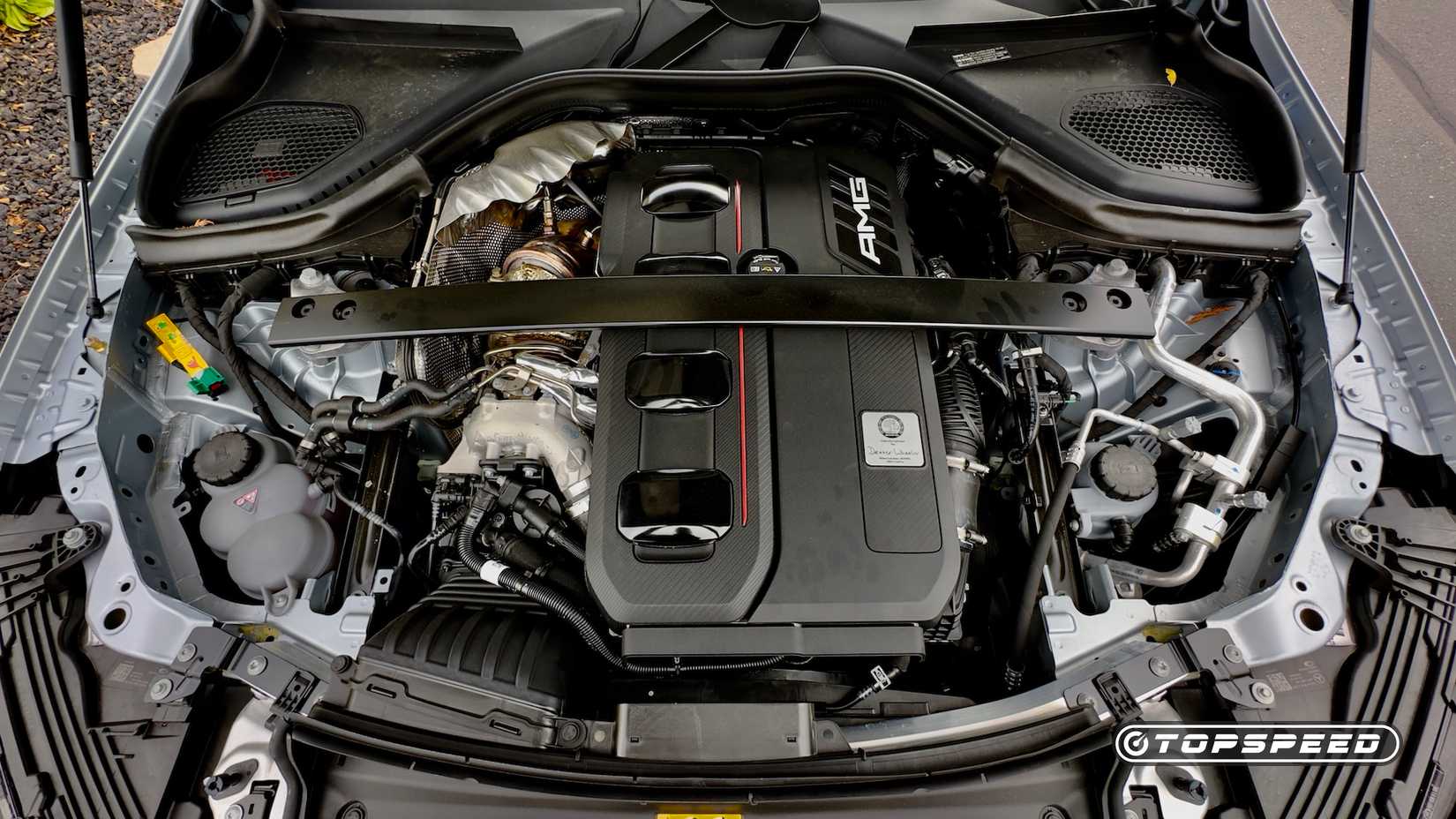 2025 Mercedes-AMG GLC63S Engine