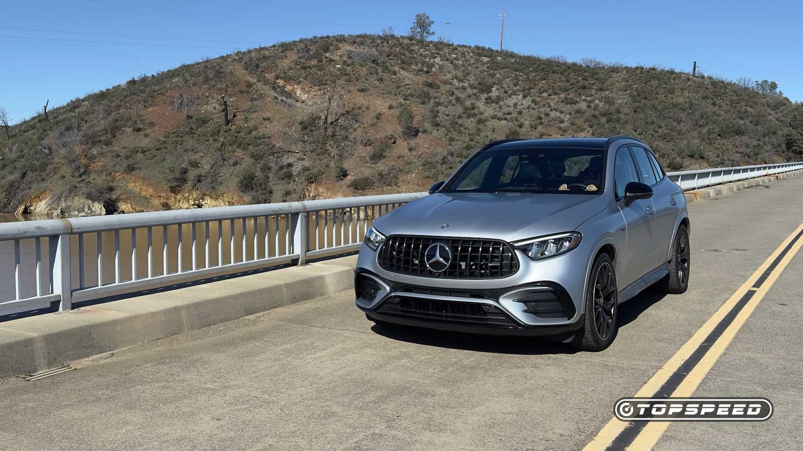 2025 Mercedes-AMG GLC63S Exterior - Front 3.25