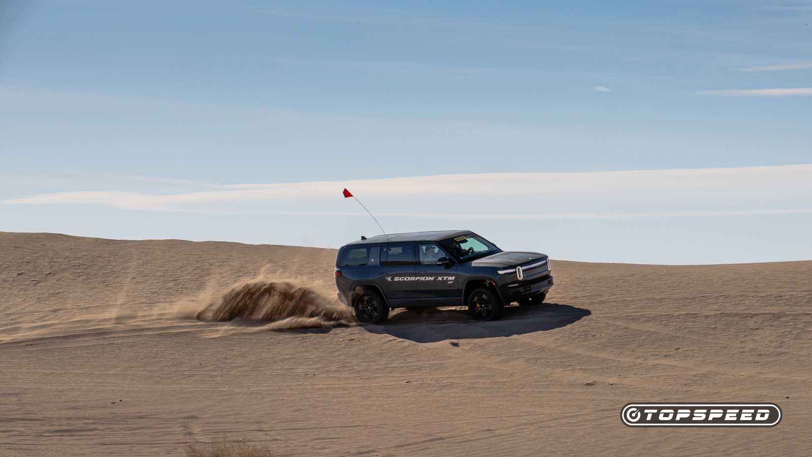 I Tested The Ford Bronco And Rivian R1S Off-Road In The Desert With ...
