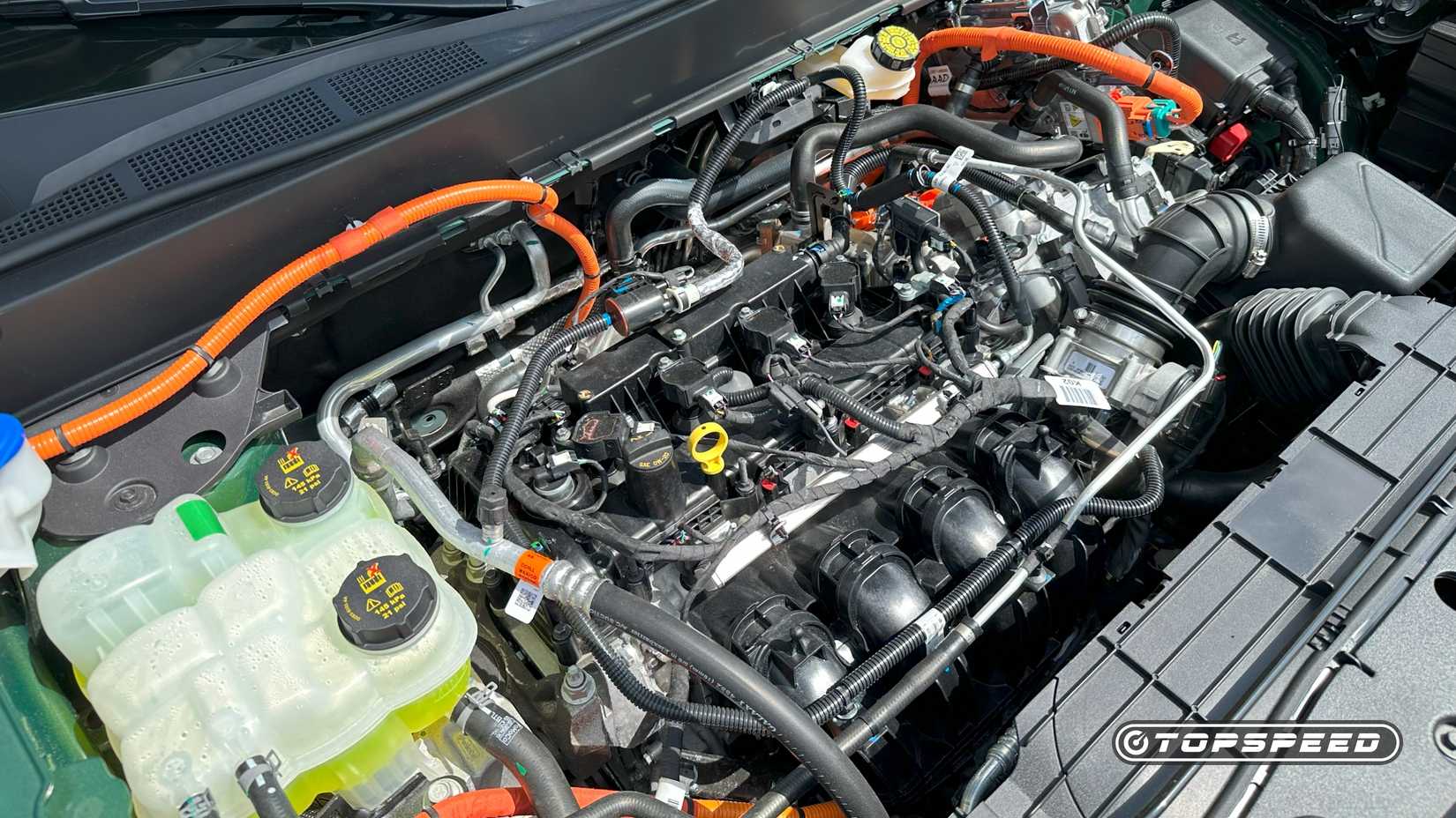 2025 Ford Maverick XLT All-Wheel Drive Hybrid Engine-3