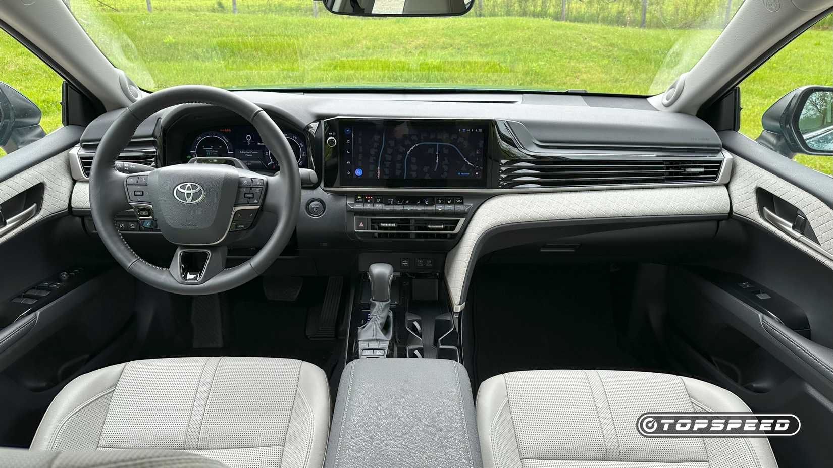 2025 Toyota Camry XLE AWD Dashboard-1