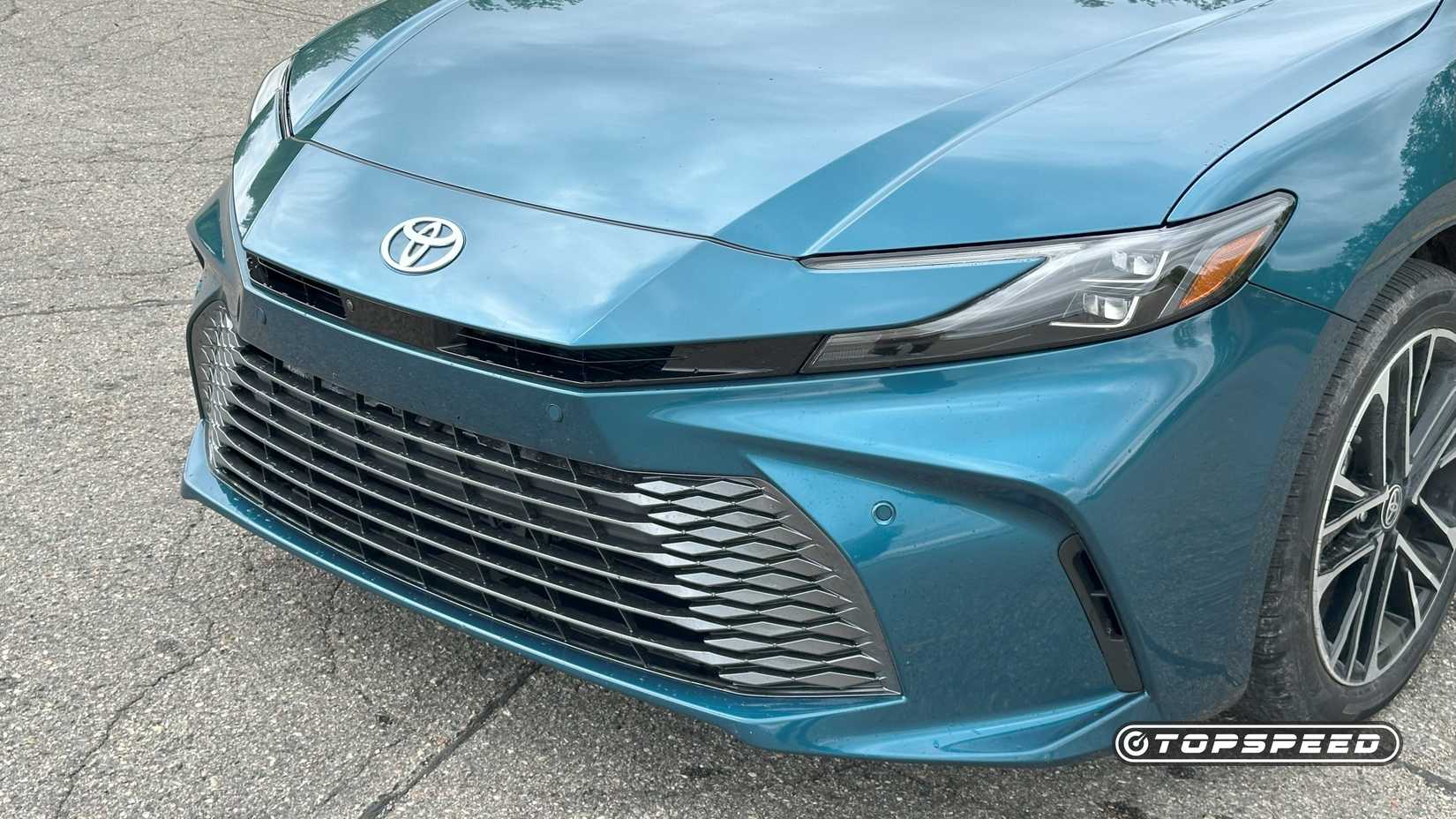 2025 Toyota Camry XLE AWD Grade-1