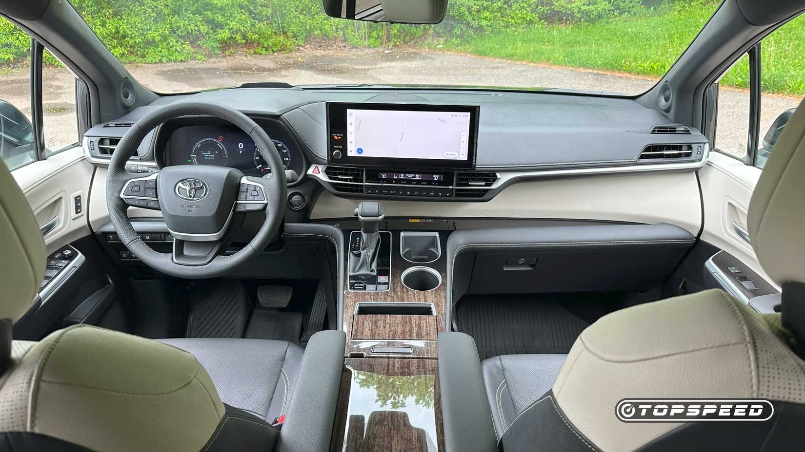 Painel de tração integral Toyota Sienna Platinum 2025