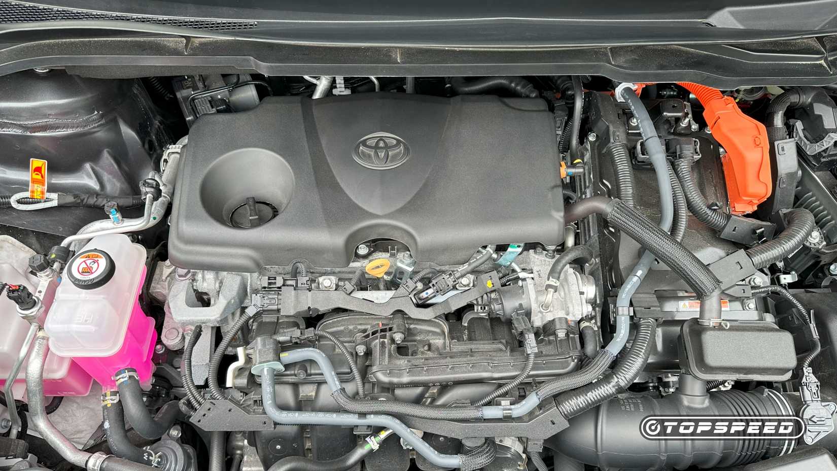 Motor de tração integral Toyota Sienna Platinum 2025 06