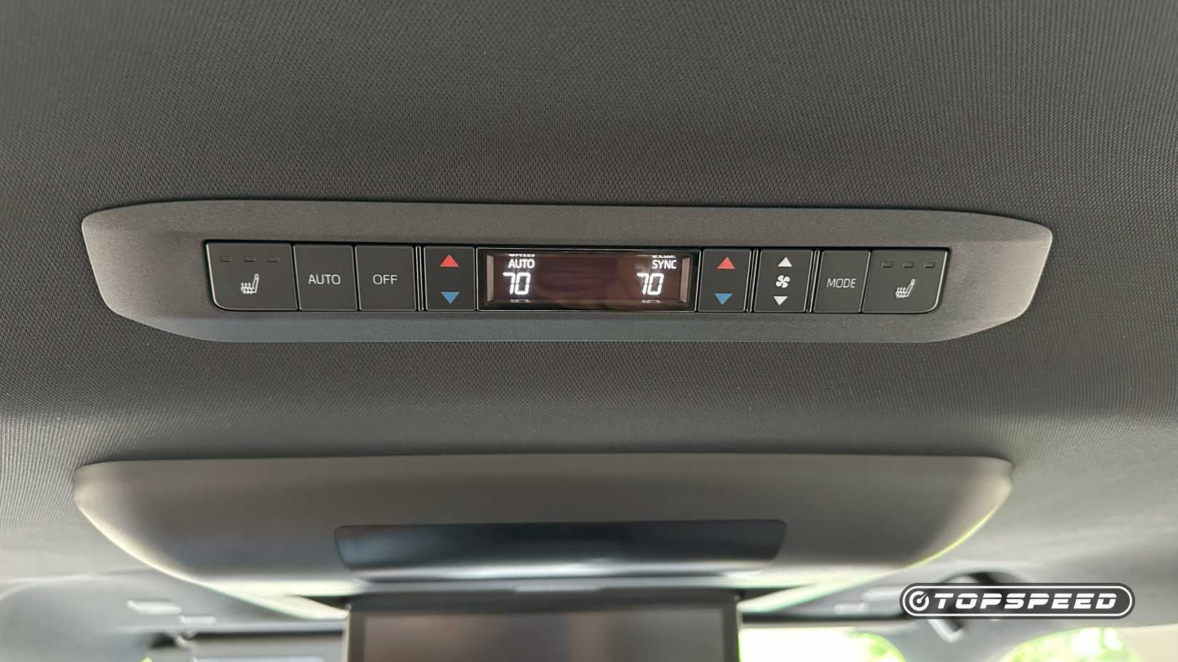Controles climáticos traseiros com tração nas quatro rodas 2025 Toyota Sienna Platinum