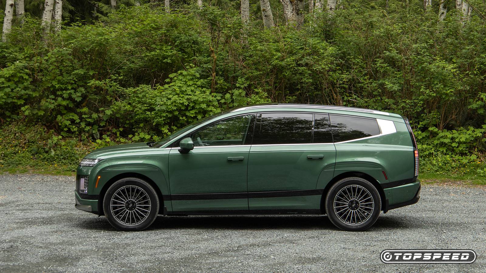 Why The Hyundai Ioniq 9 Could Change Big Electric SUVs