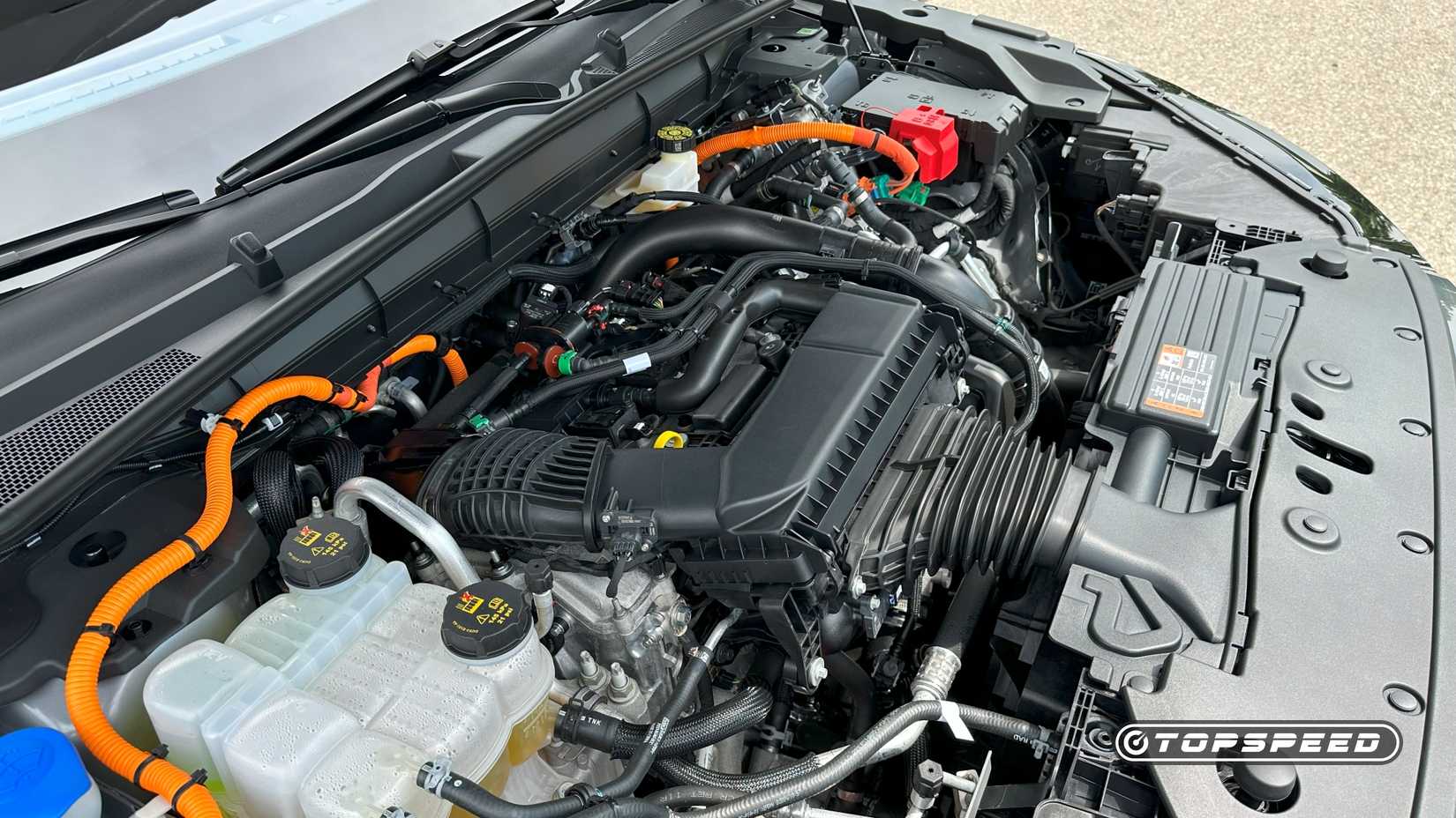2025 Lincoln Nautilus Black Label AWD - Motor 03