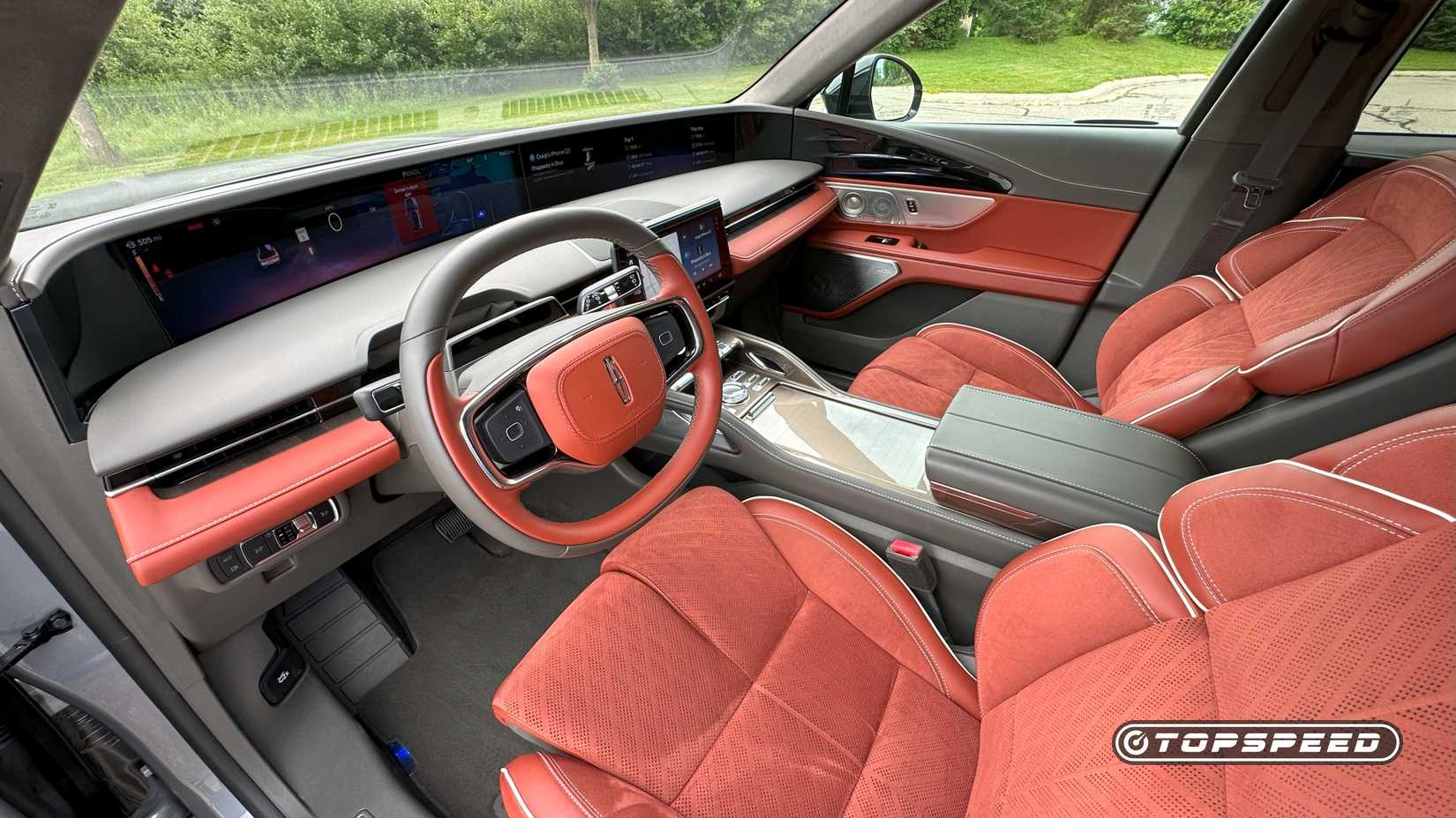 2025 Lincoln Nautilus Black Label AWD -- Interior 02