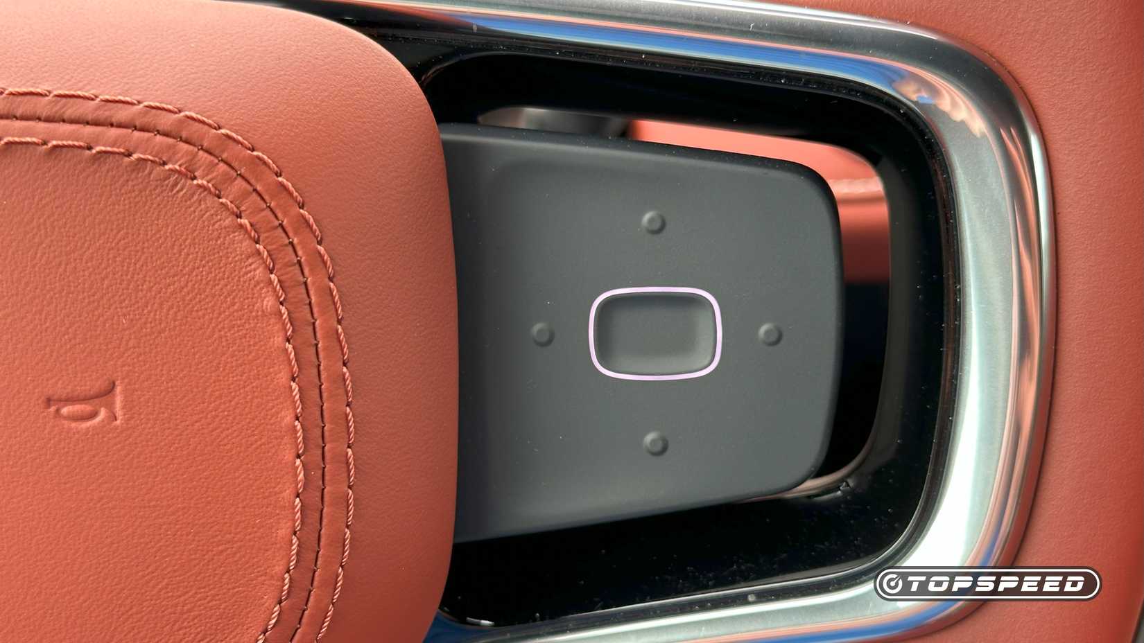 2025 Lincoln Nautilus Black Label AWD -- Steering Wheel Buttons 02