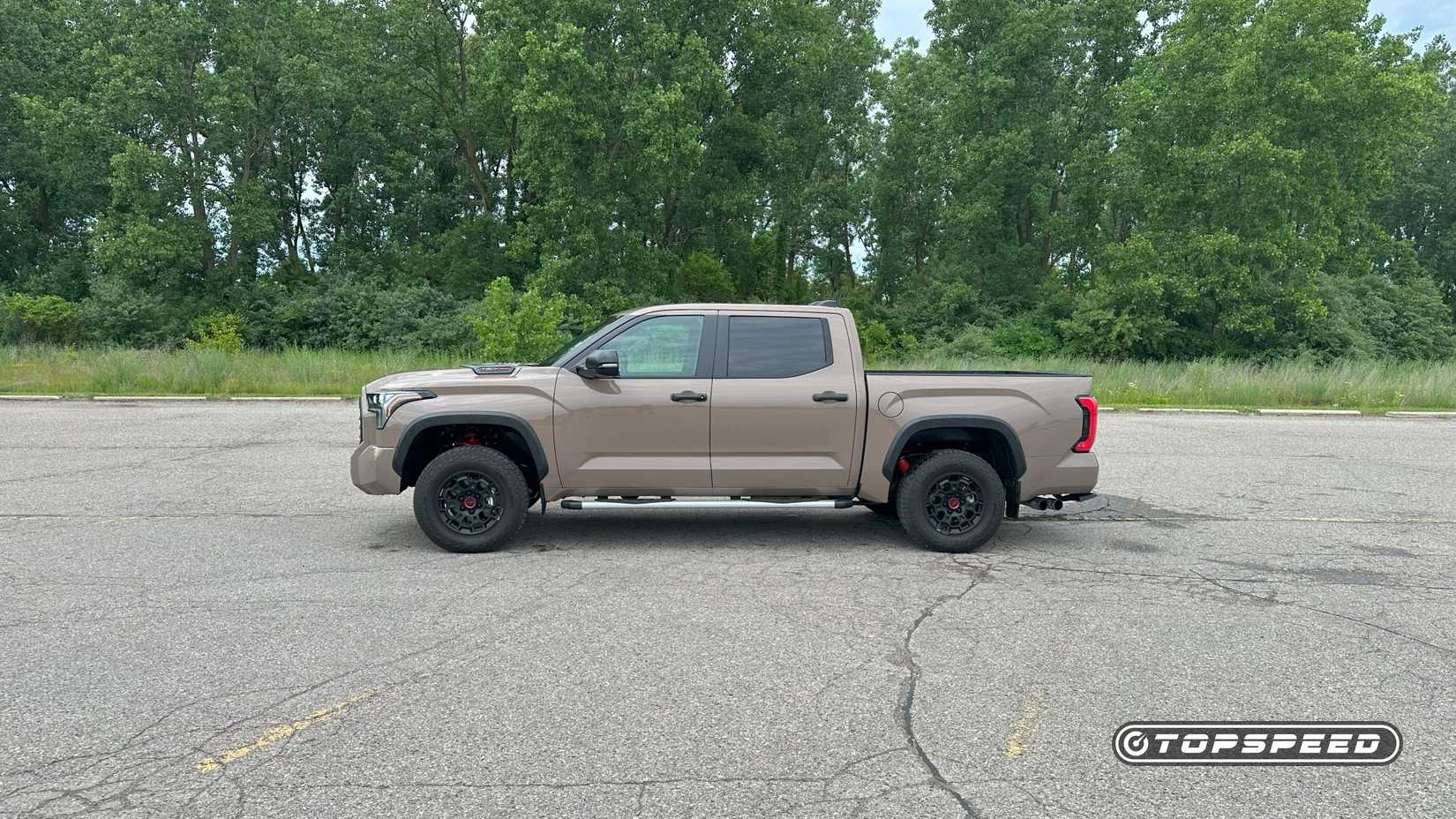 Perfil 2025 Toyota Tundra TRD Pro i-Force Max