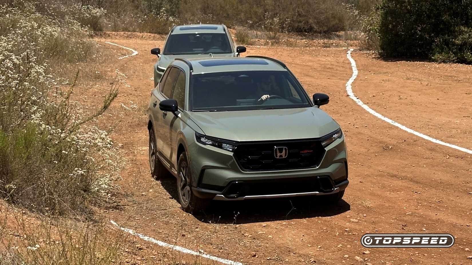 2026 Honda CR-V TrailSport front 3/4 action