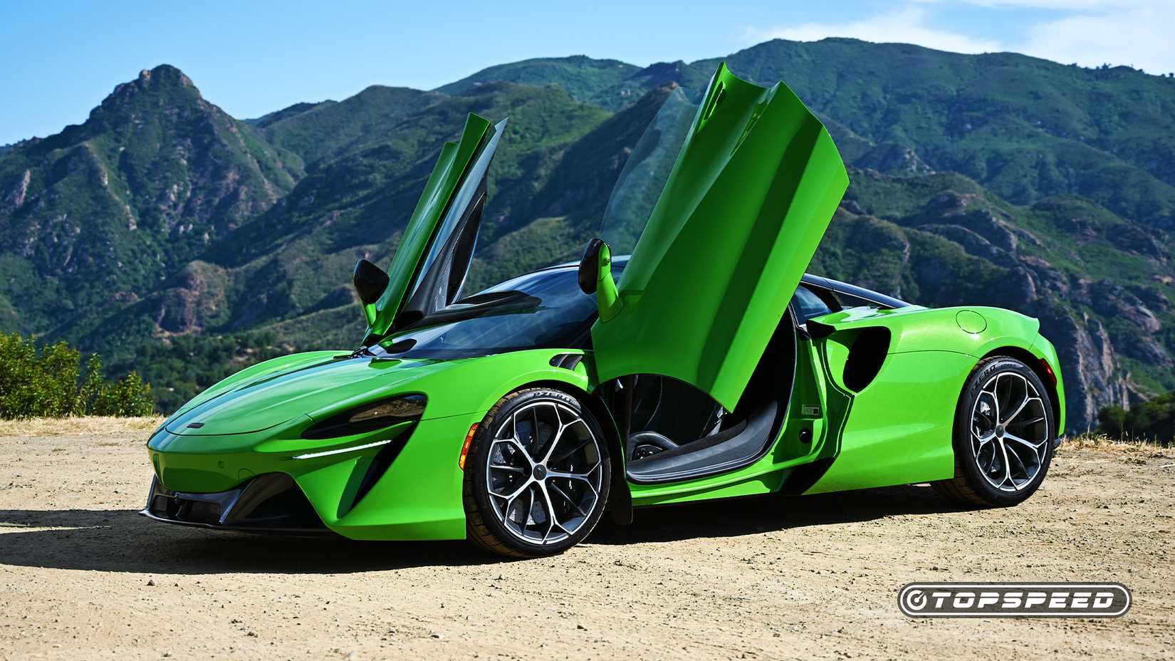 2025 green Artura front 3/4 