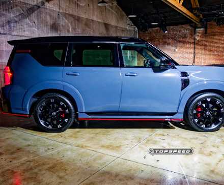 Lado NISMO da Nissan Armada 2026