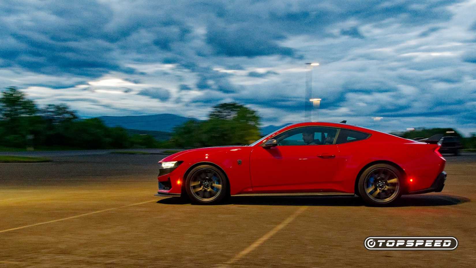2025 Ford Mustang Dark Horse