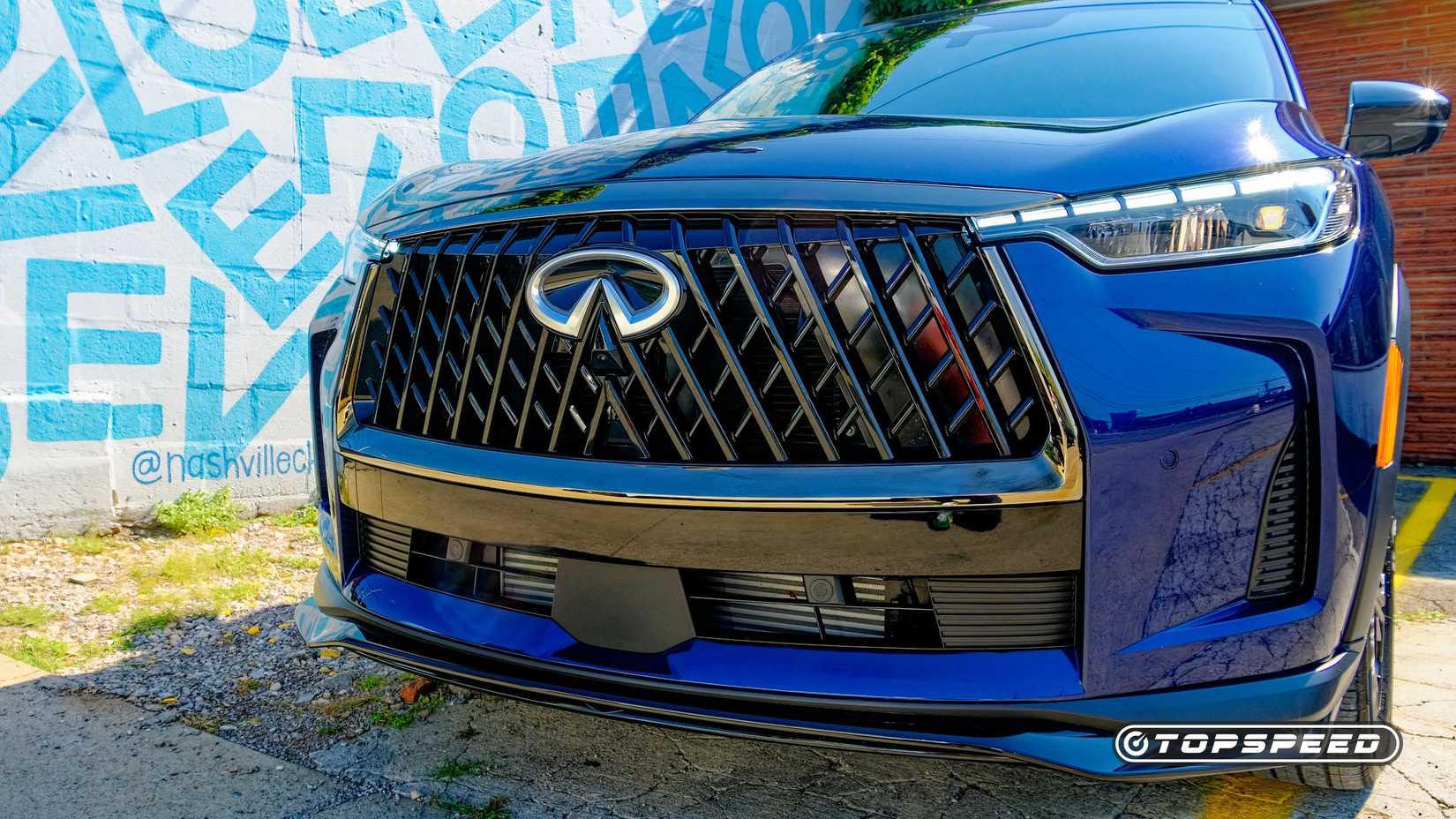 2026 Infiniti QX60 detail grille