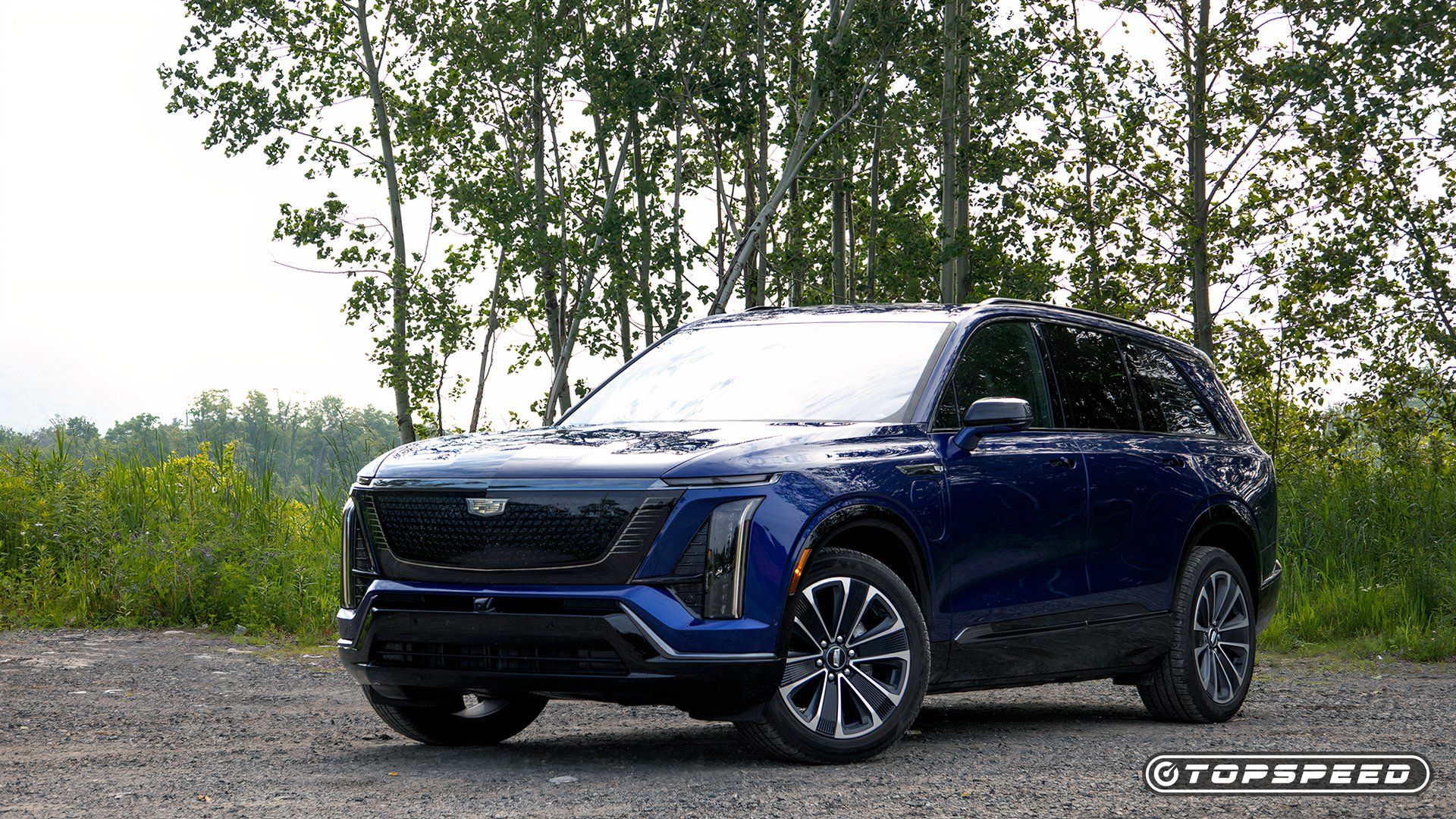 가족용 SUV 구매자를 위한 캐딜락 비스틱 필수 기능 10가지