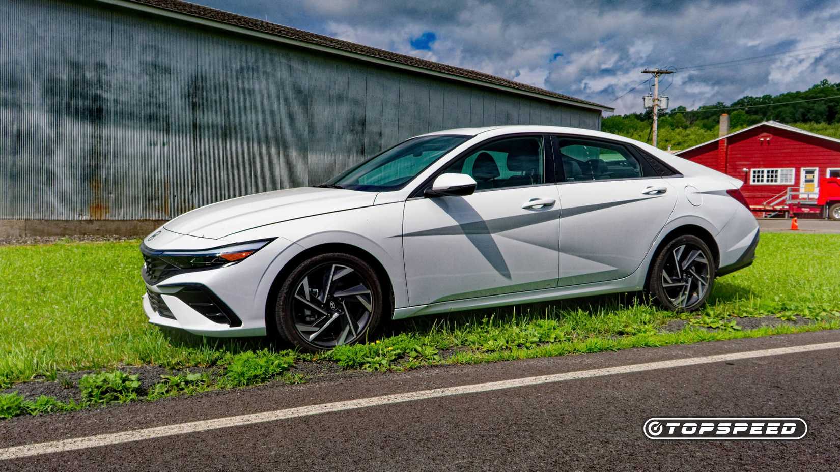 2025 Hyundai Elantra 33